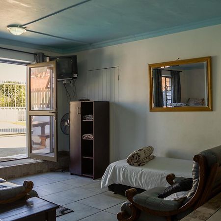 Tyday Accommodation Πορτ Ελίζαμπεθ Εξωτερικό φωτογραφία